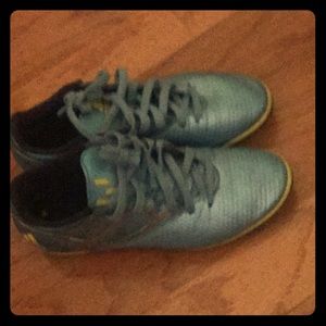 Messing soccer shoes (turf)